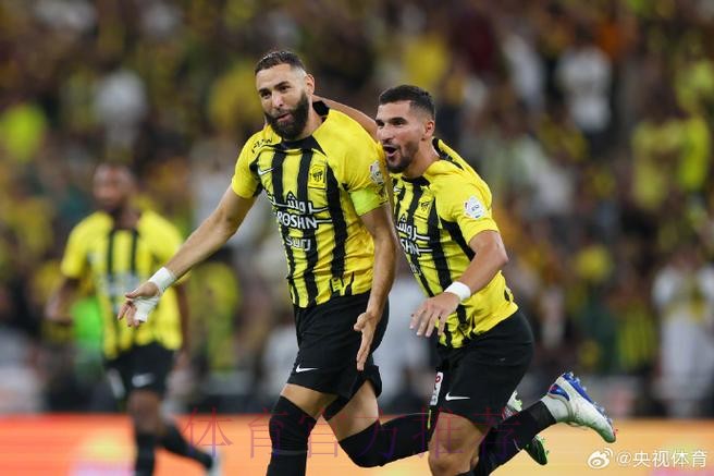 名宿：安帅个性与皇马契合 本泽马是球队的传奇